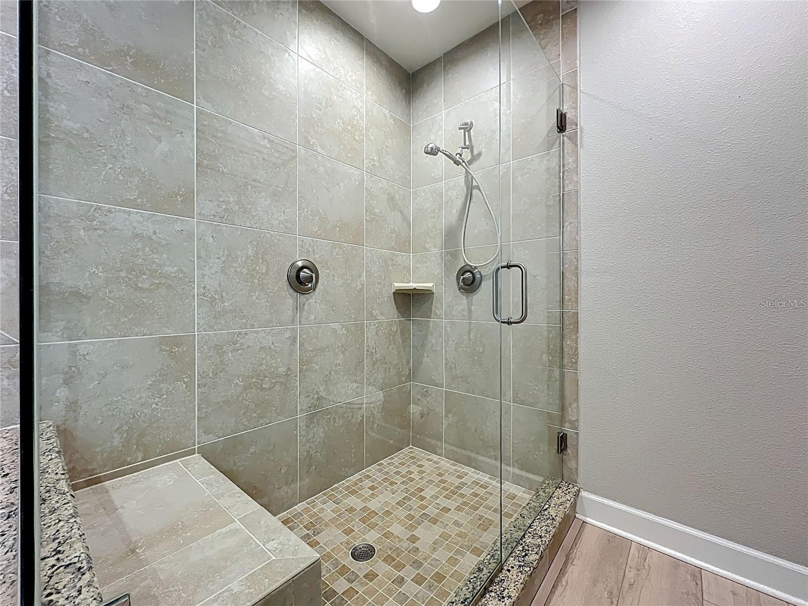 PALMA SOLA BAY CLUB PH 8 - Residential