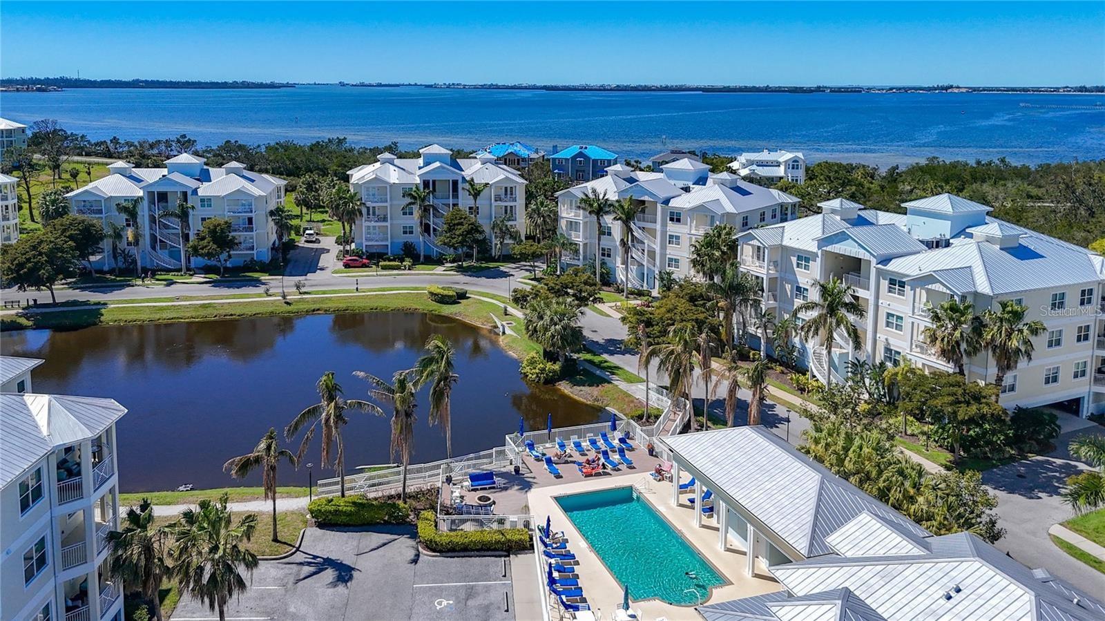 PALMA SOLA BAY CLUB PH 8 - Residential