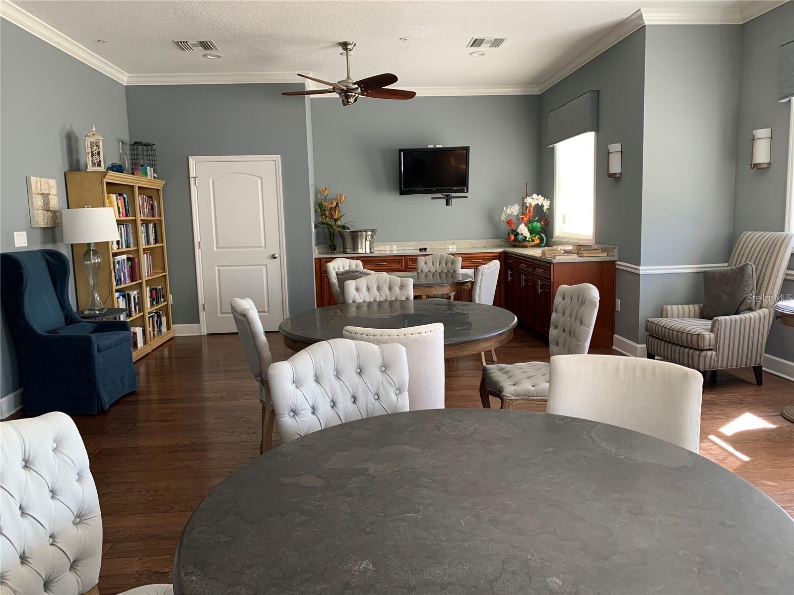 PALMA SOLA BAY CLUB PH 8 - Residential