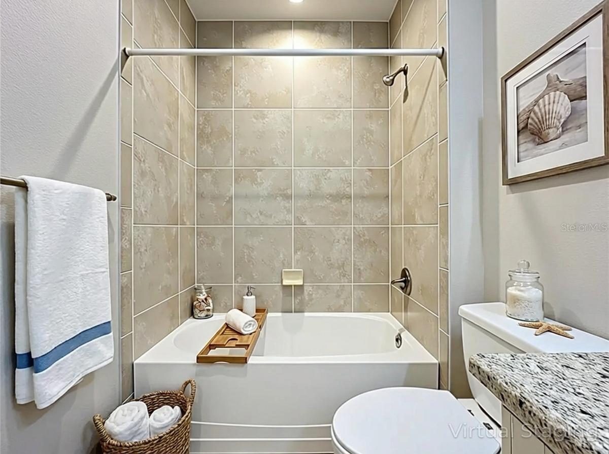 PALMA SOLA BAY CLUB PH 8 - Residential