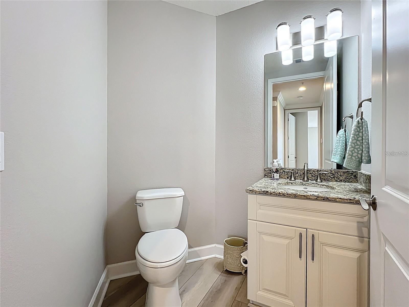 PALMA SOLA BAY CLUB PH 8 - Residential