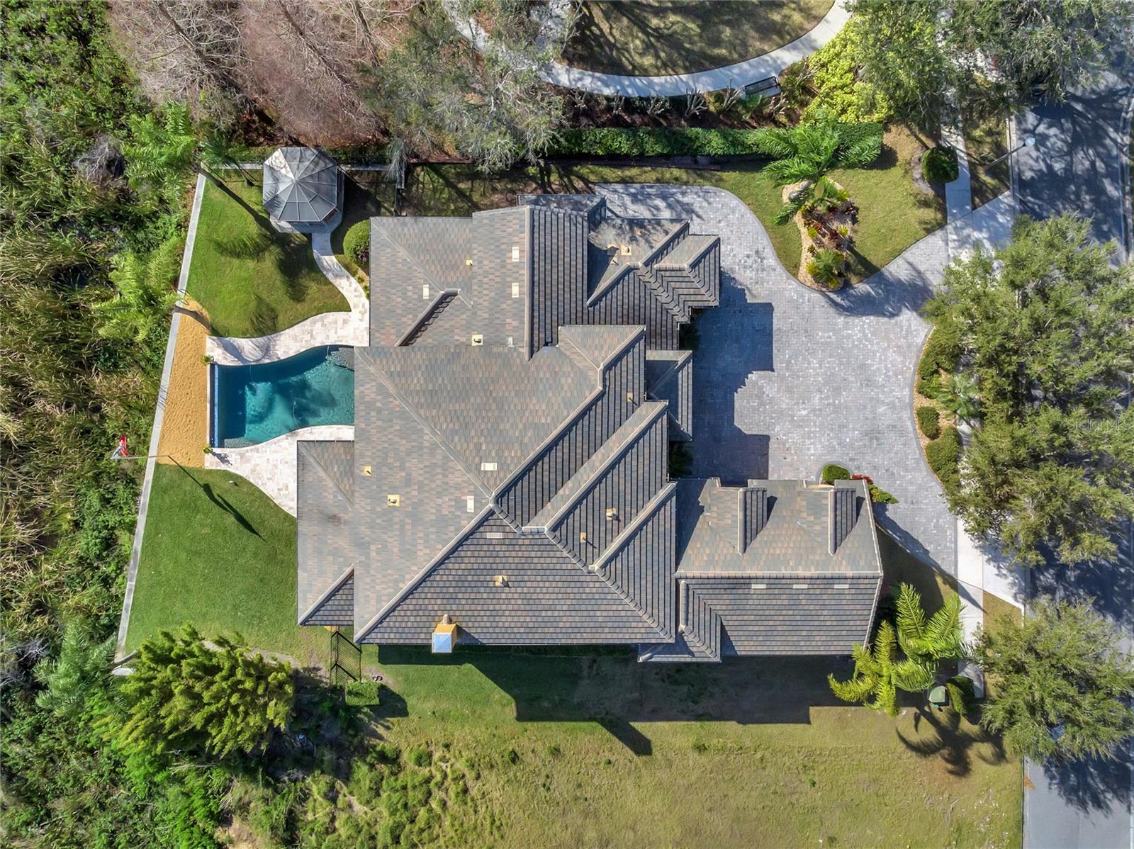 SIGNATURE LKS-PCL 01D PH 02 - Residential