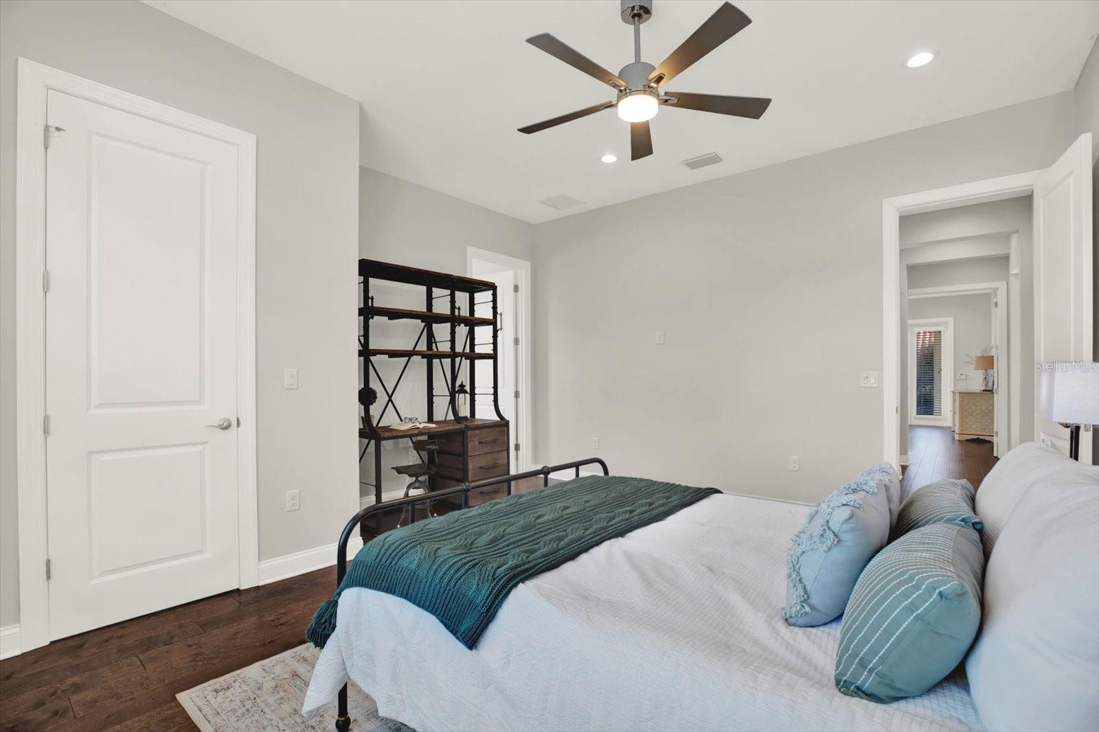 WEST VIRGINIA PLACE - Residential