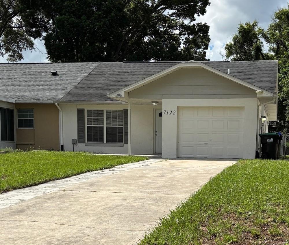 Photo of 7122 Blue Earth Court, Orlando, FL 32818 (MLS # O6453576)