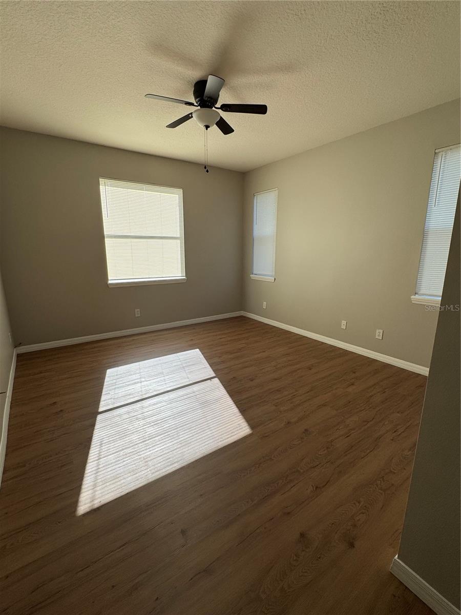 PARKSIDE AT ERROL ESTATES SUB - Residential Lease