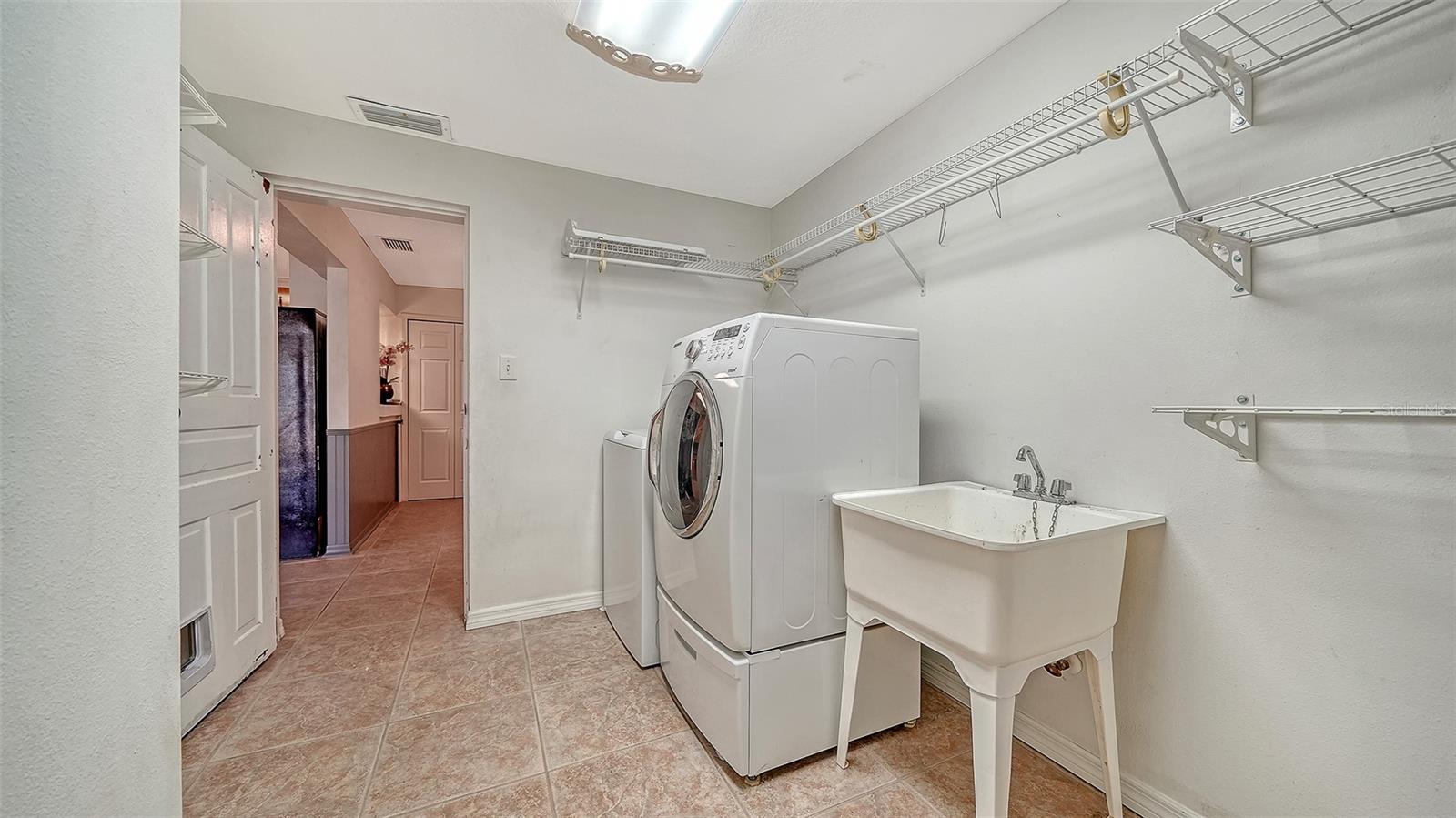 AIRPORT REV - Residential