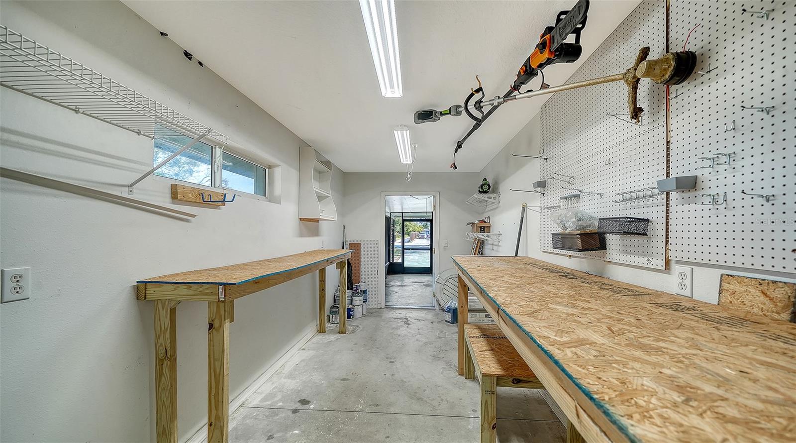 AIRPORT REV - Residential