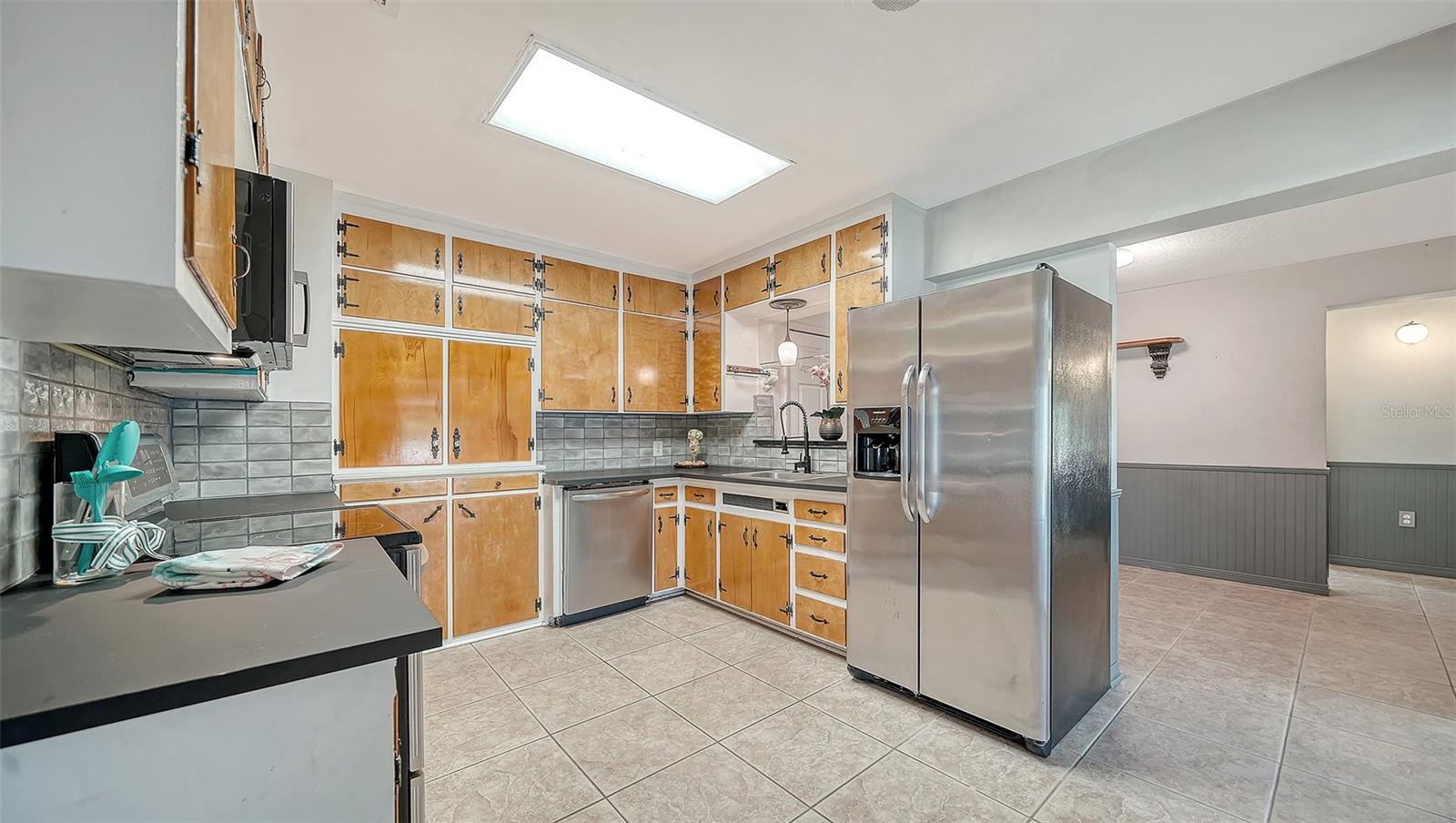 AIRPORT REV - Residential