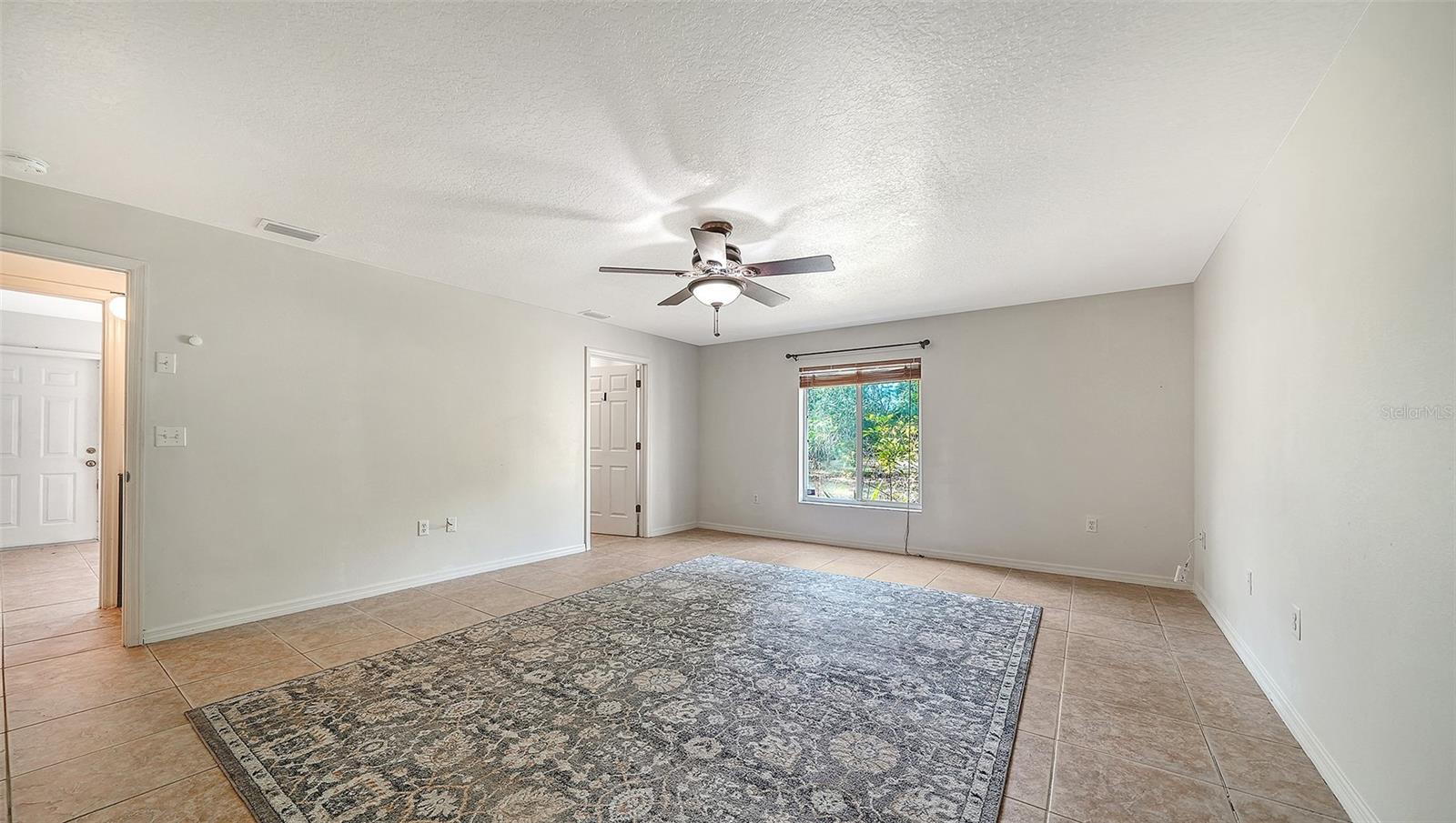 AIRPORT REV - Residential