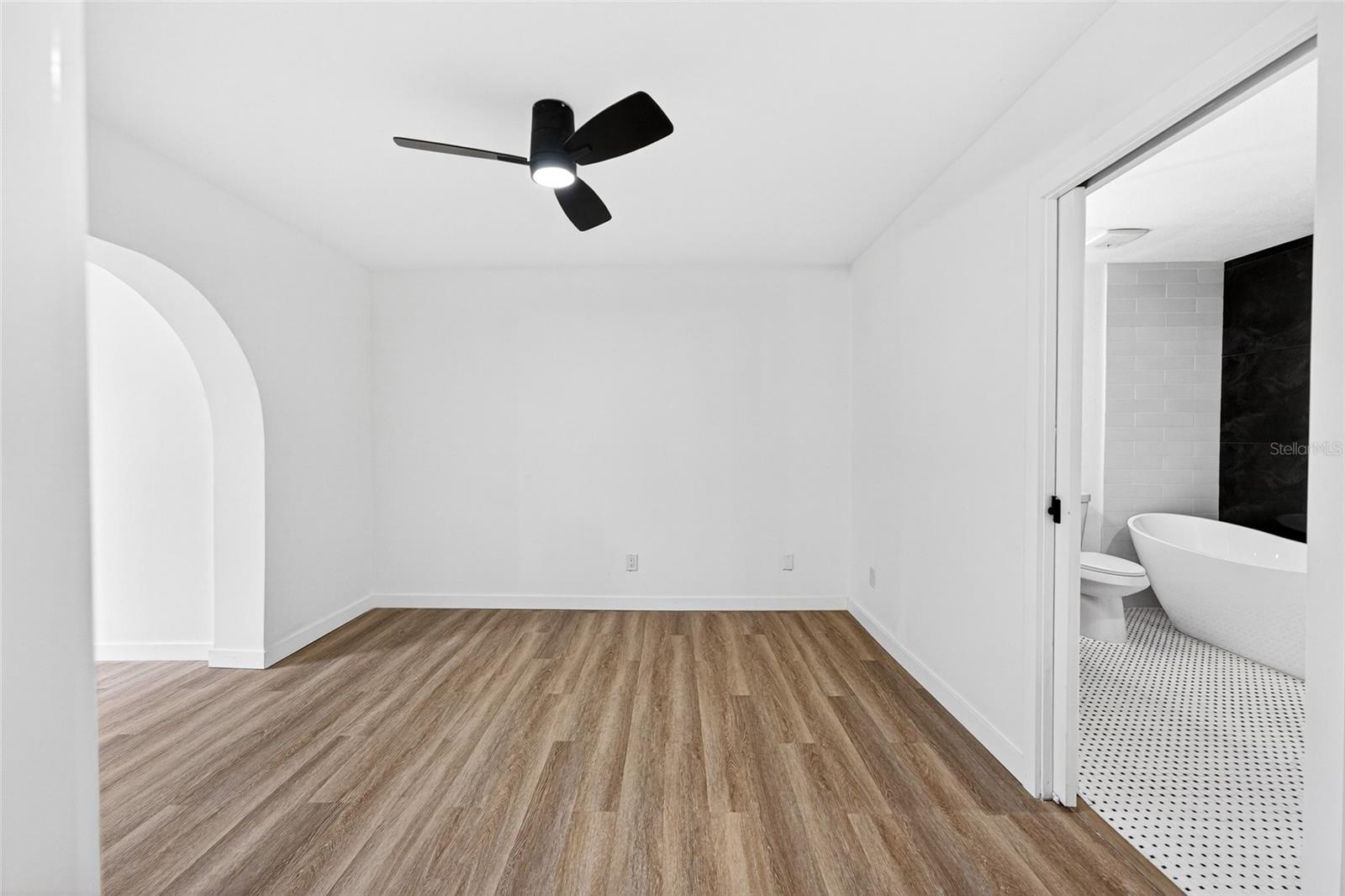 LAKE FOREST UNIT 4 - Residential