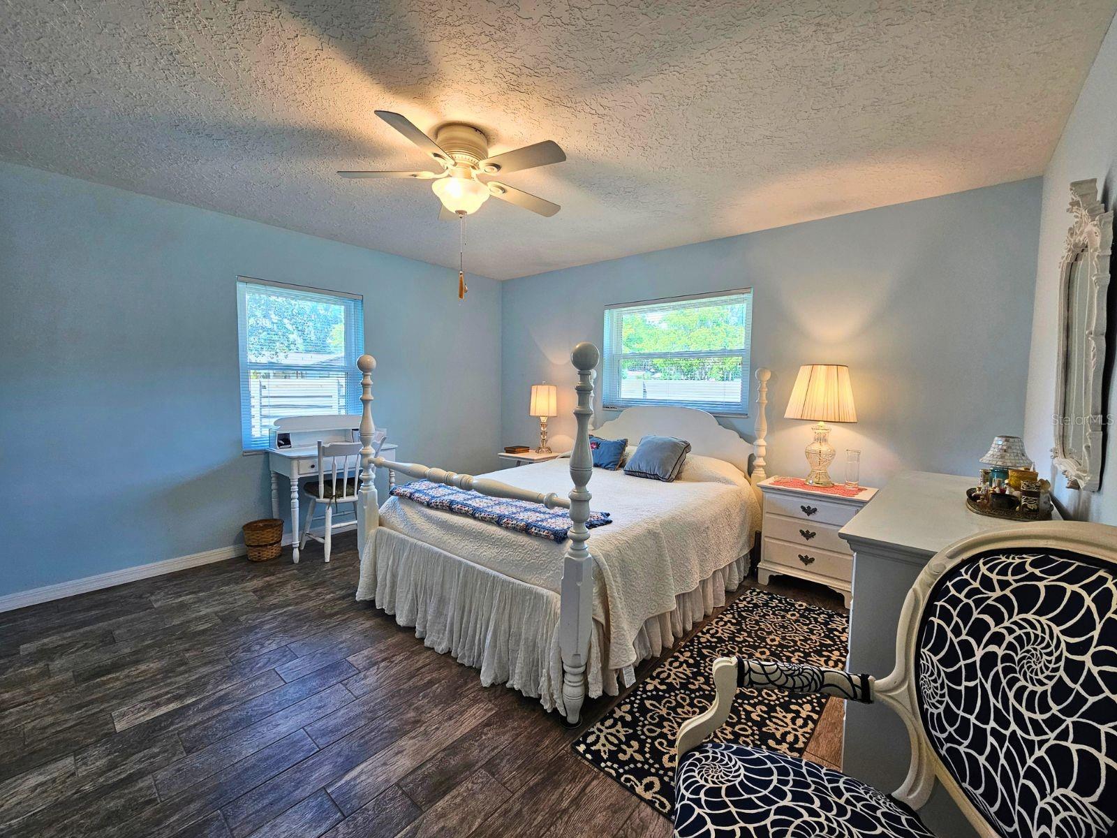 SOUTH OAK - Residential