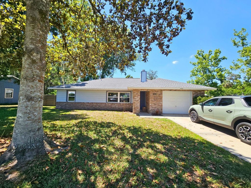 Photo of 5002 SE 33rd Terrace, Ocala, FL 34480 (MLS # S5147590)