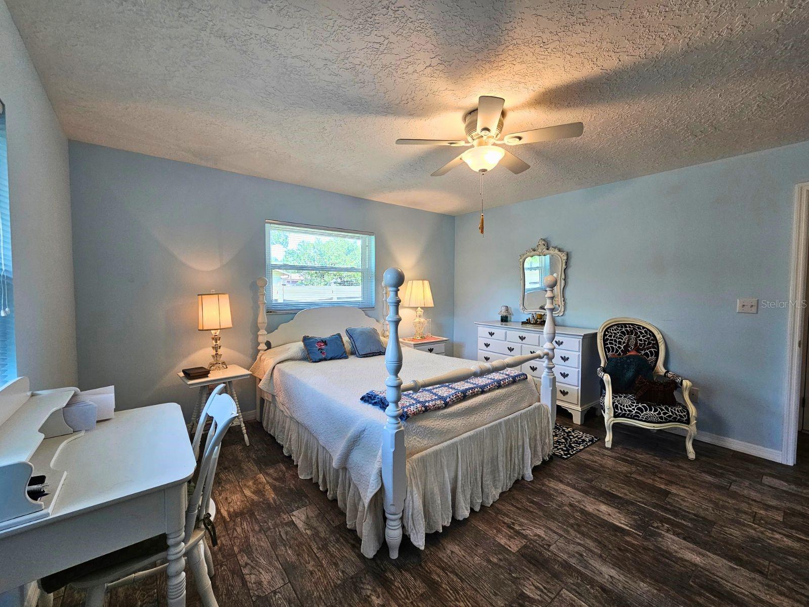 SOUTH OAK - Residential