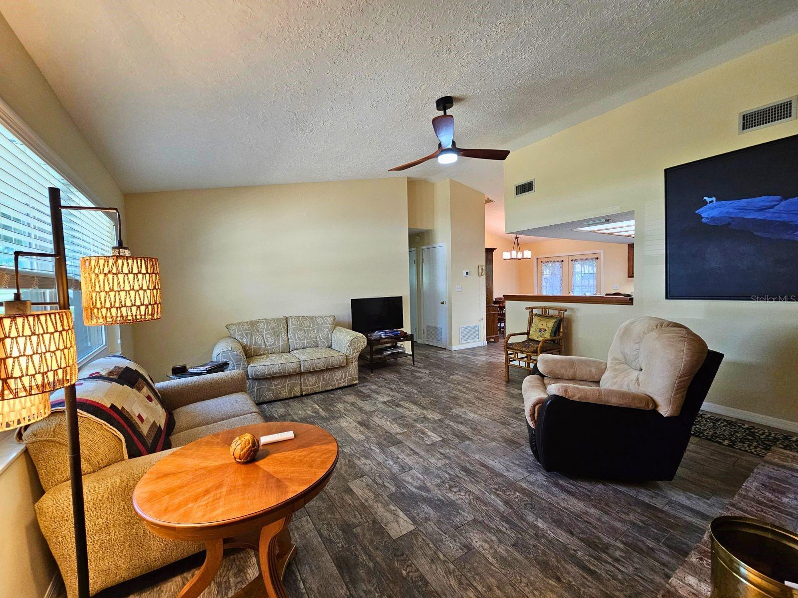 SOUTH OAK - Residential