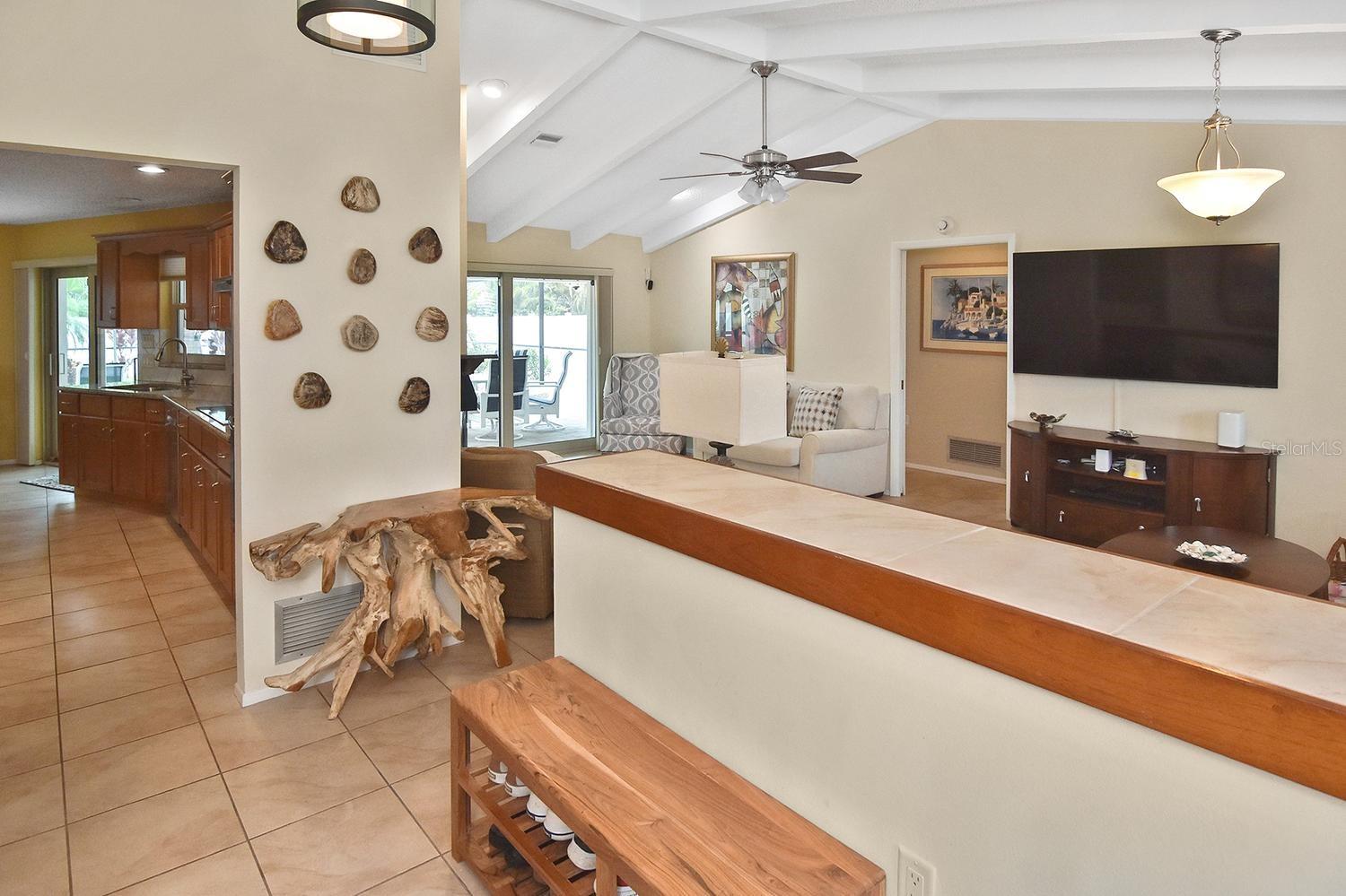 Search Properties for Sale 3 429 DARLING DRIVE