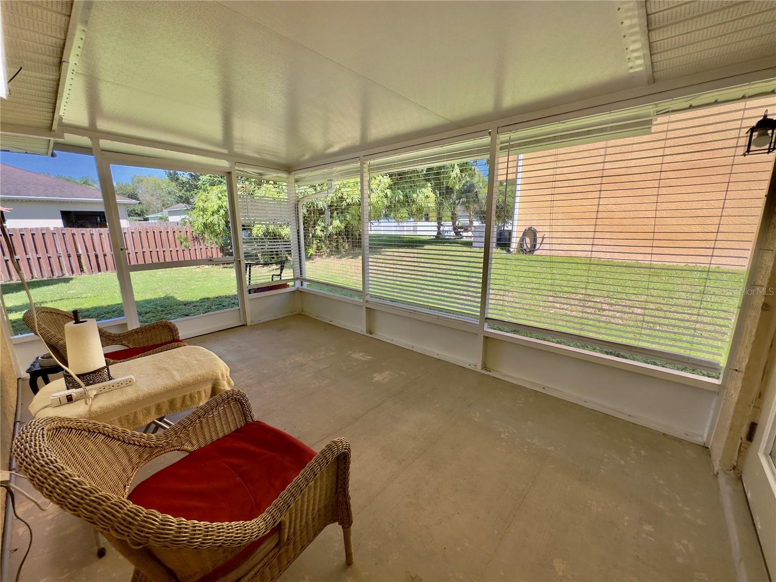 CONNERS GABLES - Residential