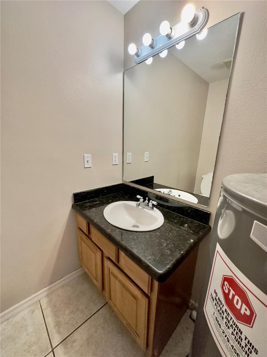 CONNERS GABLES - Residential