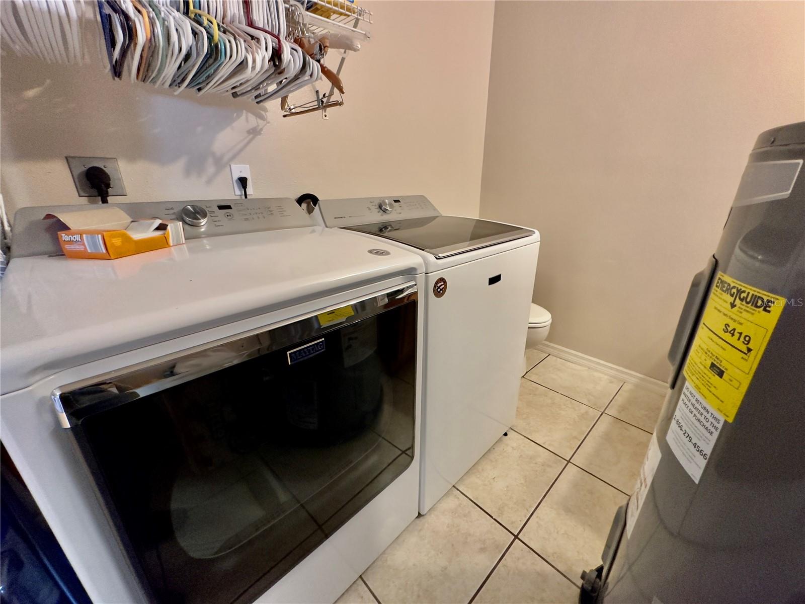 CONNERS GABLES - Residential