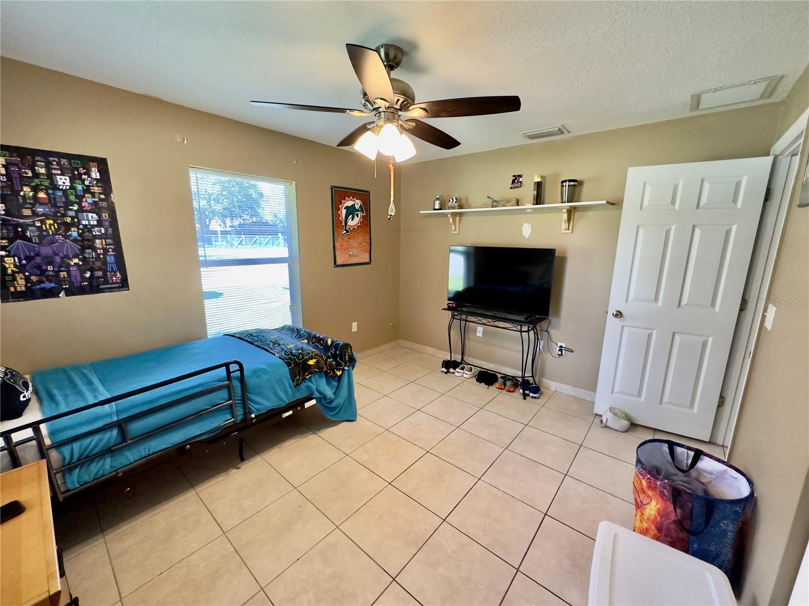 CONNERS GABLES - Residential