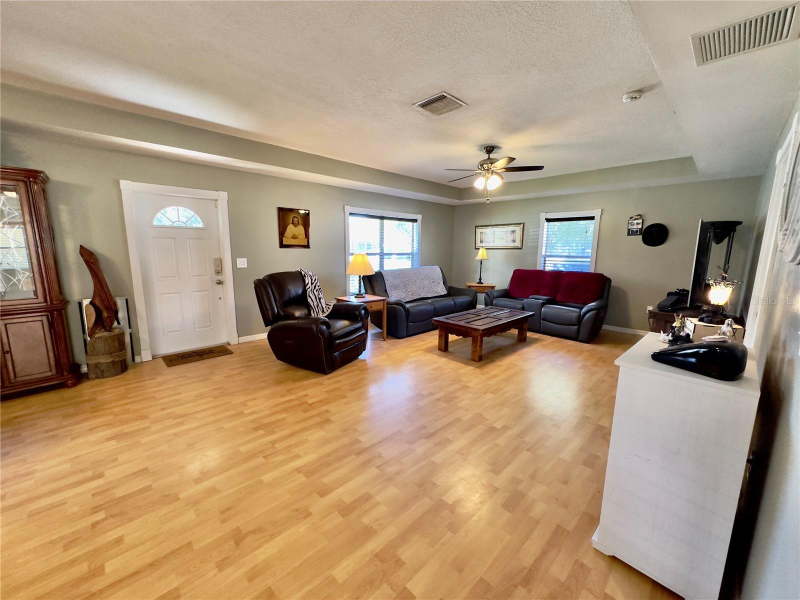 CONNERS GABLES - Residential