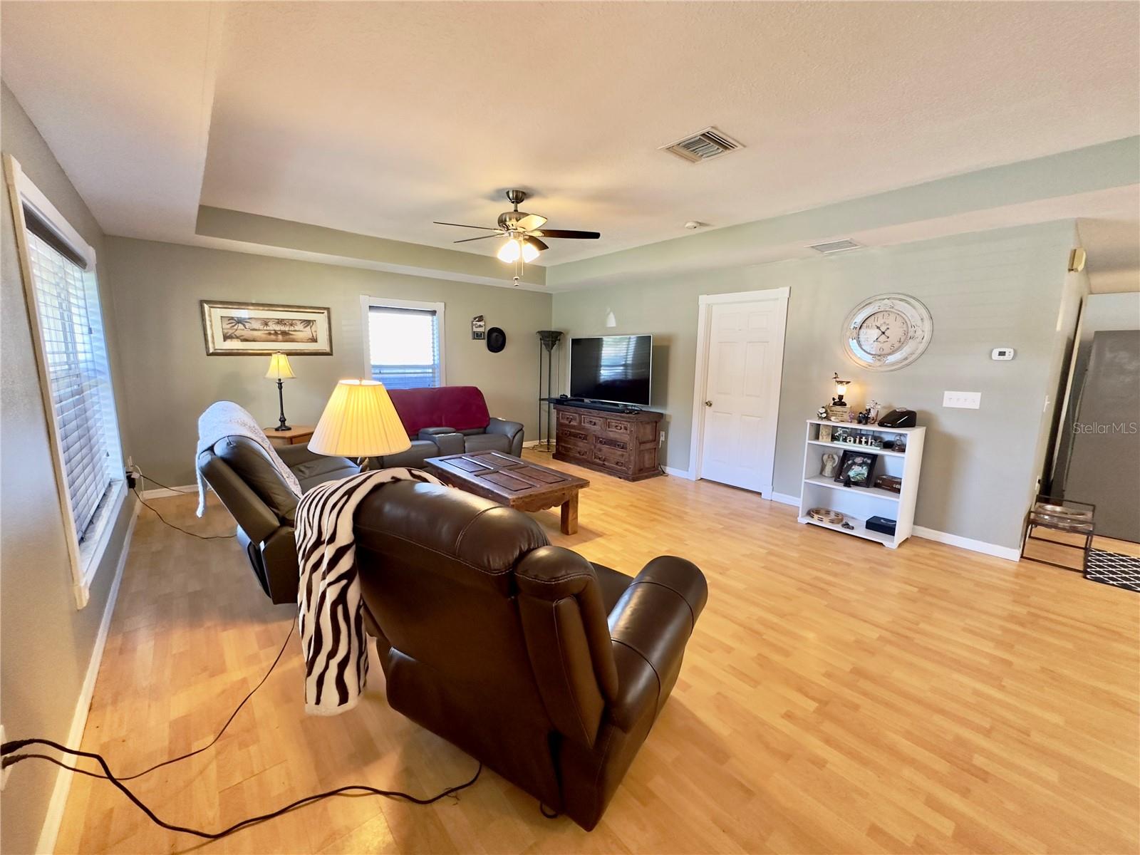 CONNERS GABLES - Residential