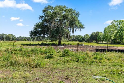 Tiny photo for SE 51st Lane, Center Hill, FL 33514 (MLS # G5108385)