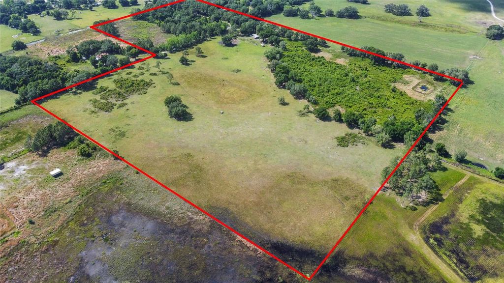 Photo of SE 51st Lane, Center Hill, FL 33514 (MLS # G5108385)