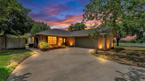 Photo of 4605 Valley View Drive E, Lakeland, FL 33813 (MLS # L4962028)