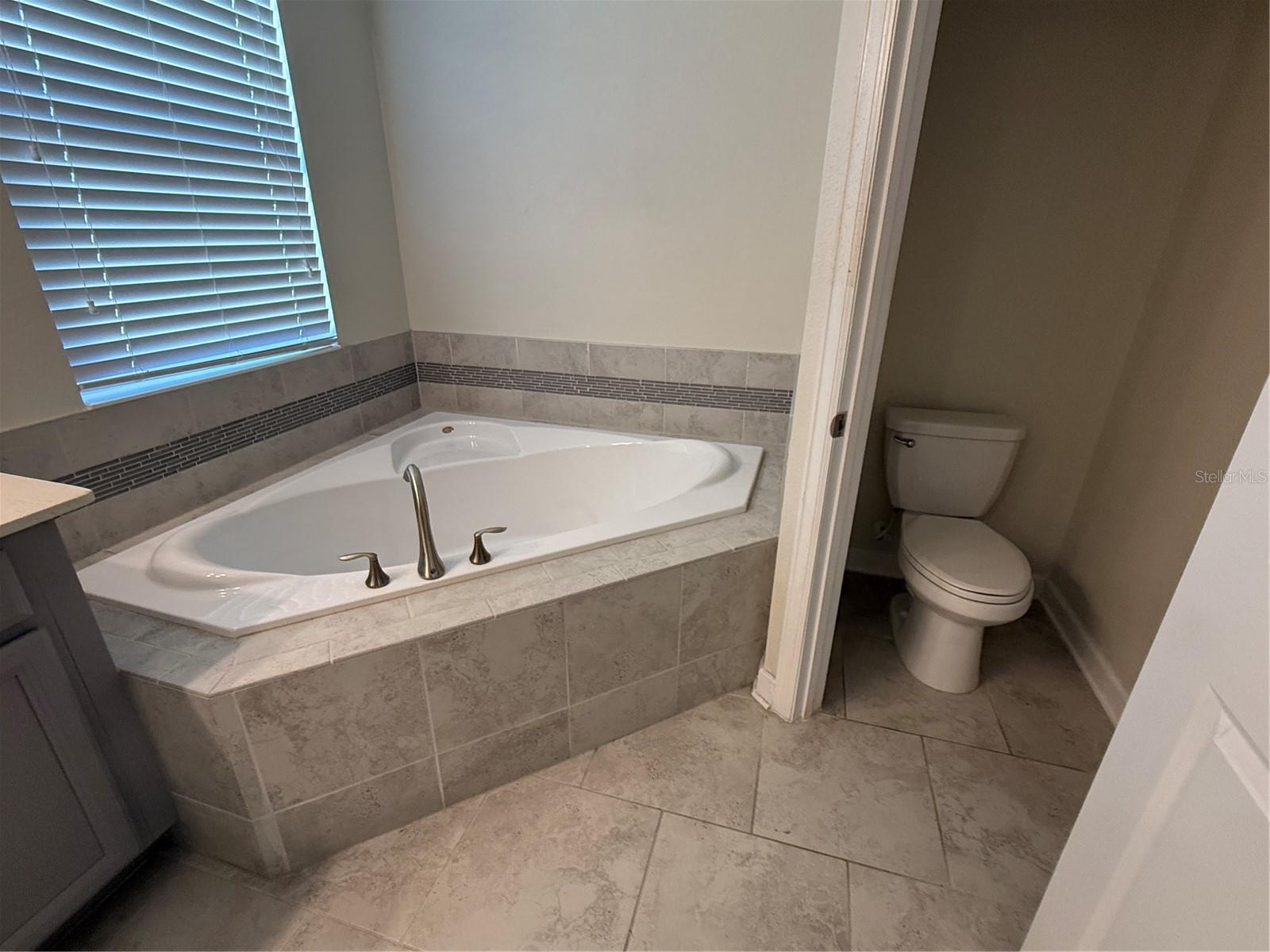 PANTHER VIEW - Residential Lease