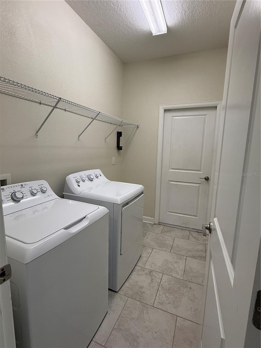 PANTHER VIEW - Residential Lease