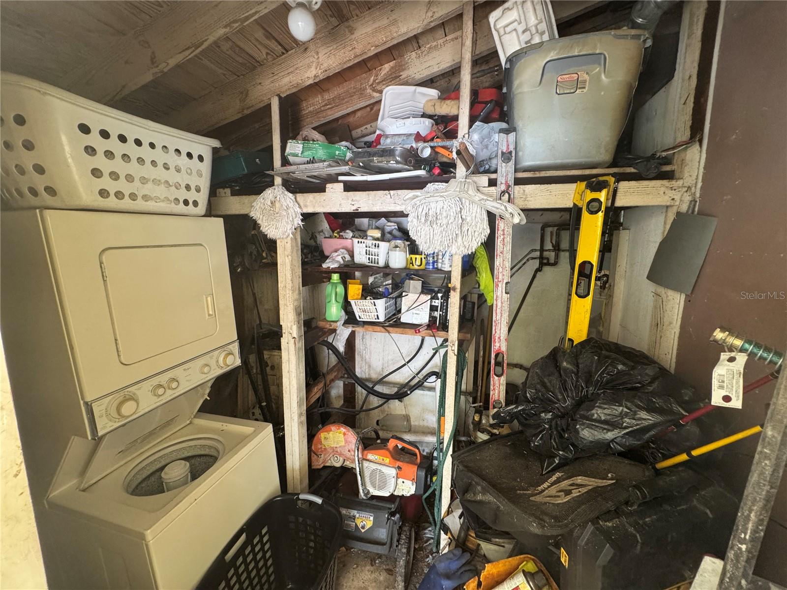 YELLOWSTONE PARK AMD - Residential