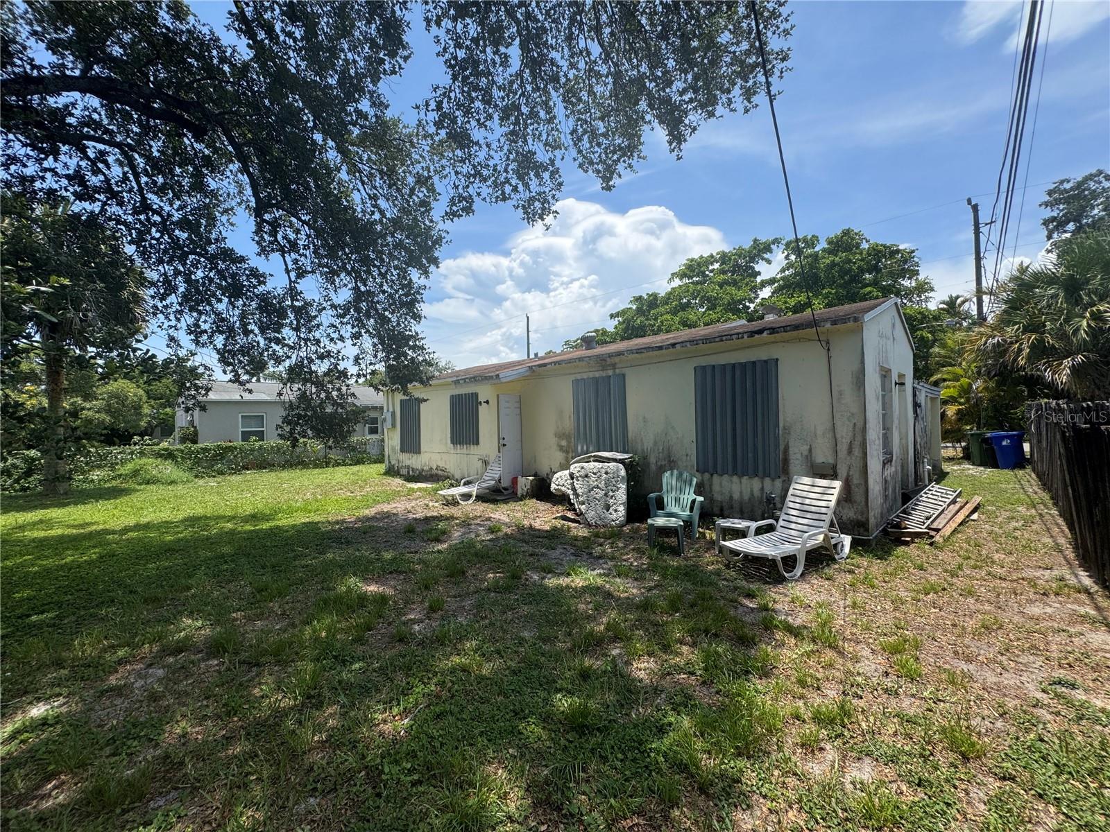 YELLOWSTONE PARK AMD - Residential