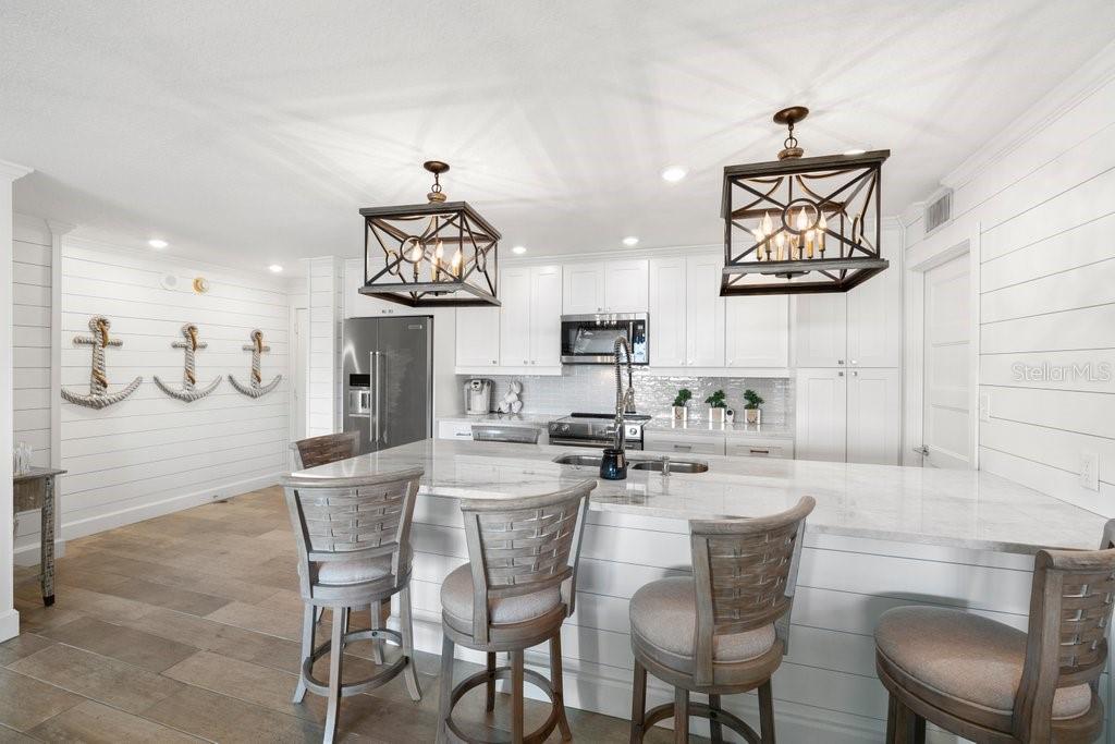 THREE PALMS POINTE CONDO - Residential Lease