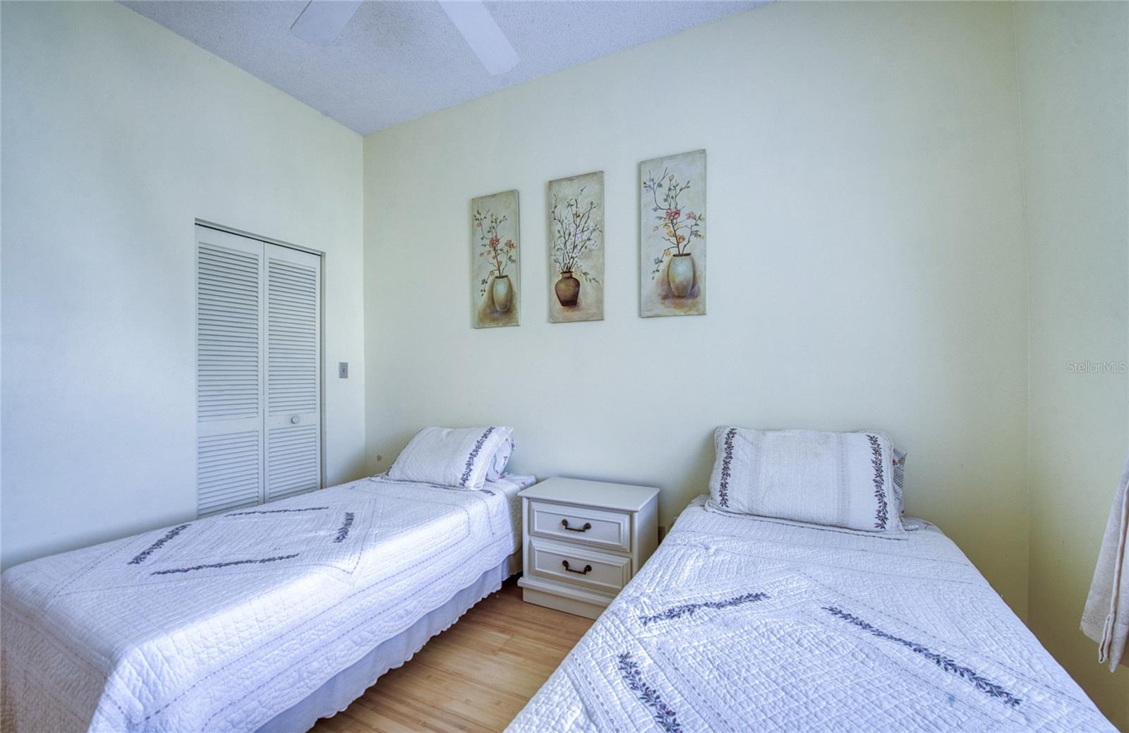 VISTA VERDE - Residential