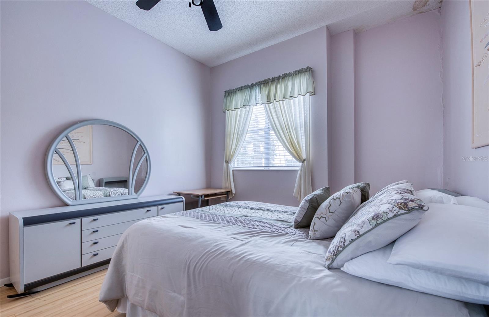 VISTA VERDE - Residential