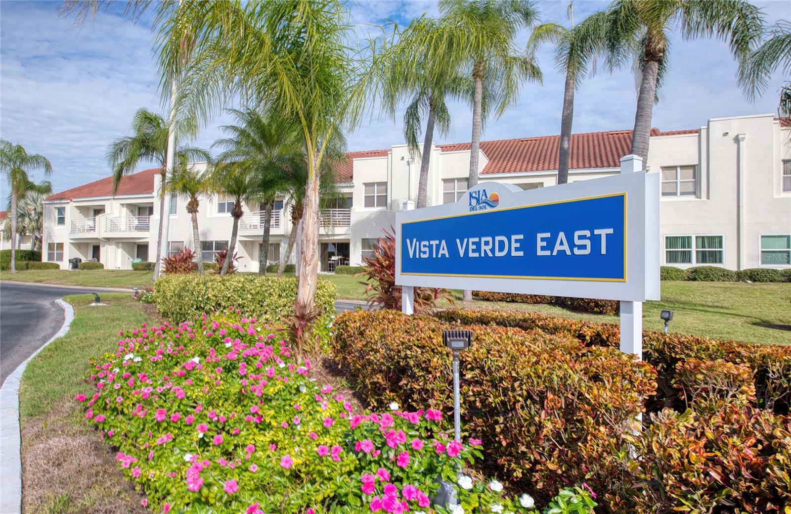 VISTA VERDE - Residential