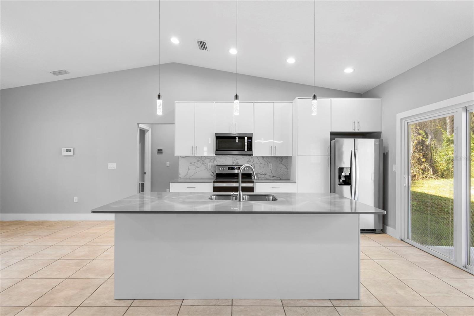 PLANTATION ESTATES UNIT 31 - Residential