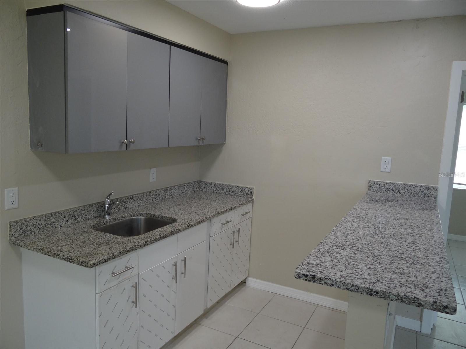 GULF SHORES 6TH ADD REP - Residential Lease