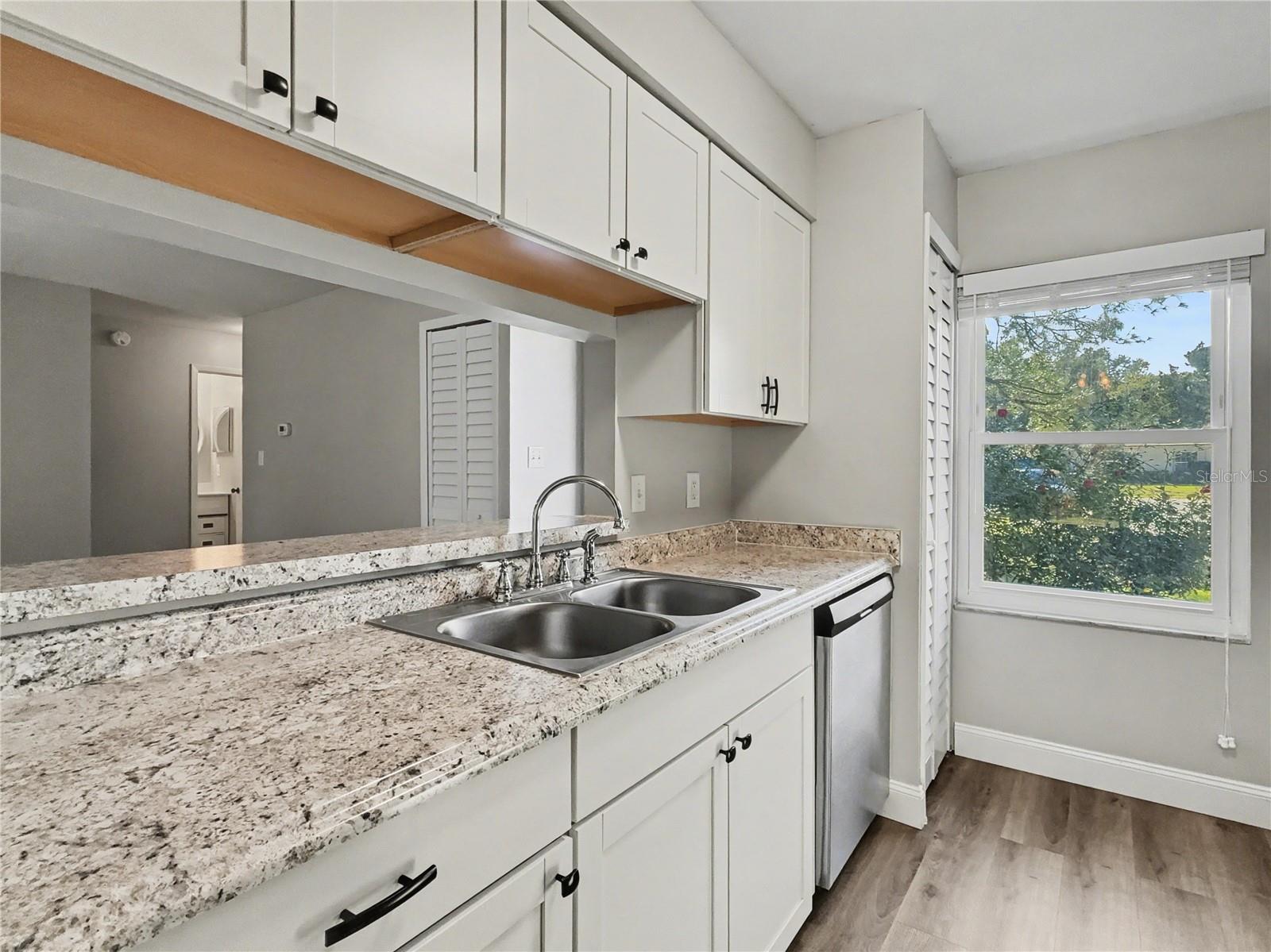 HIDDEN LAKE PH 3 UNIT 3 - Residential Lease