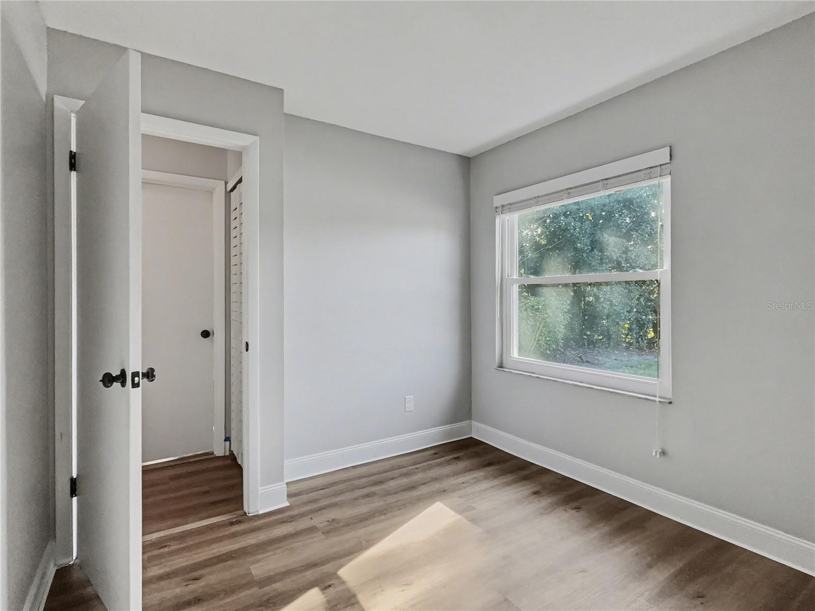 HIDDEN LAKE PH 3 UNIT 3 - Residential Lease