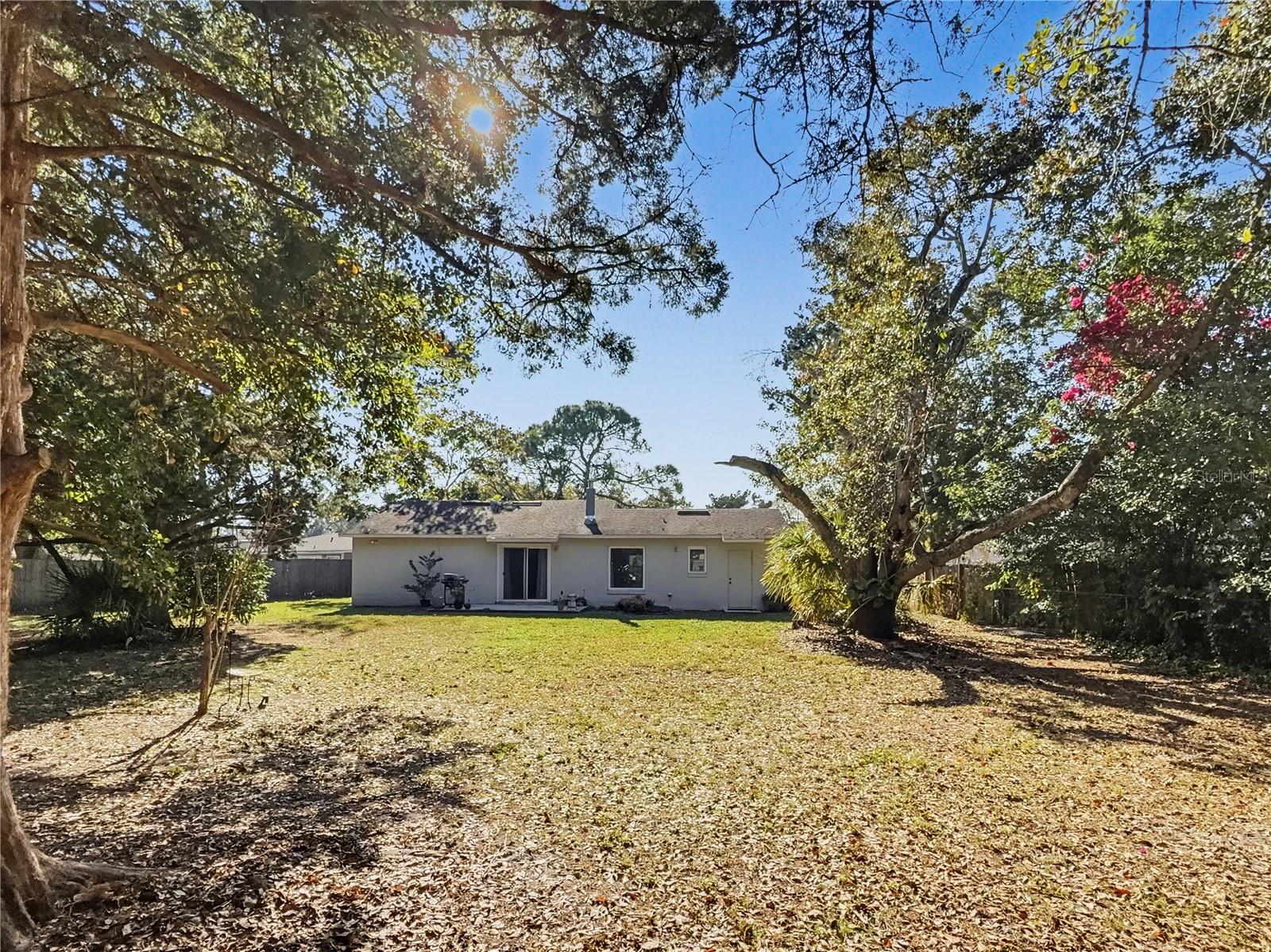 HIDDEN LAKE PH 3 UNIT 3 - Residential Lease