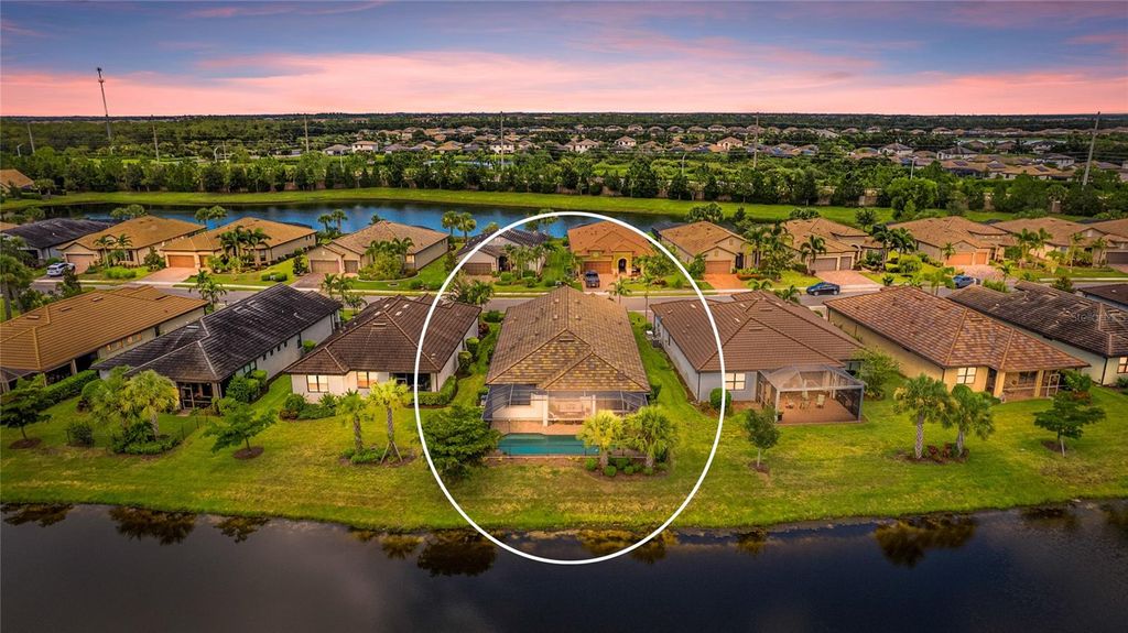 Photo of 6748 Chester Trail, Bradenton, FL 34202 (MLS # A4659713)