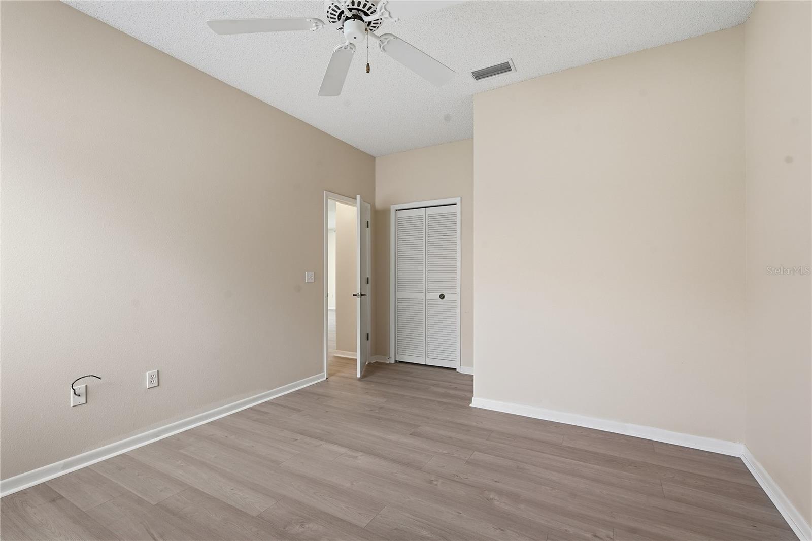 CRESCENT OAKS COUNTRY CLUB 2 - Residential