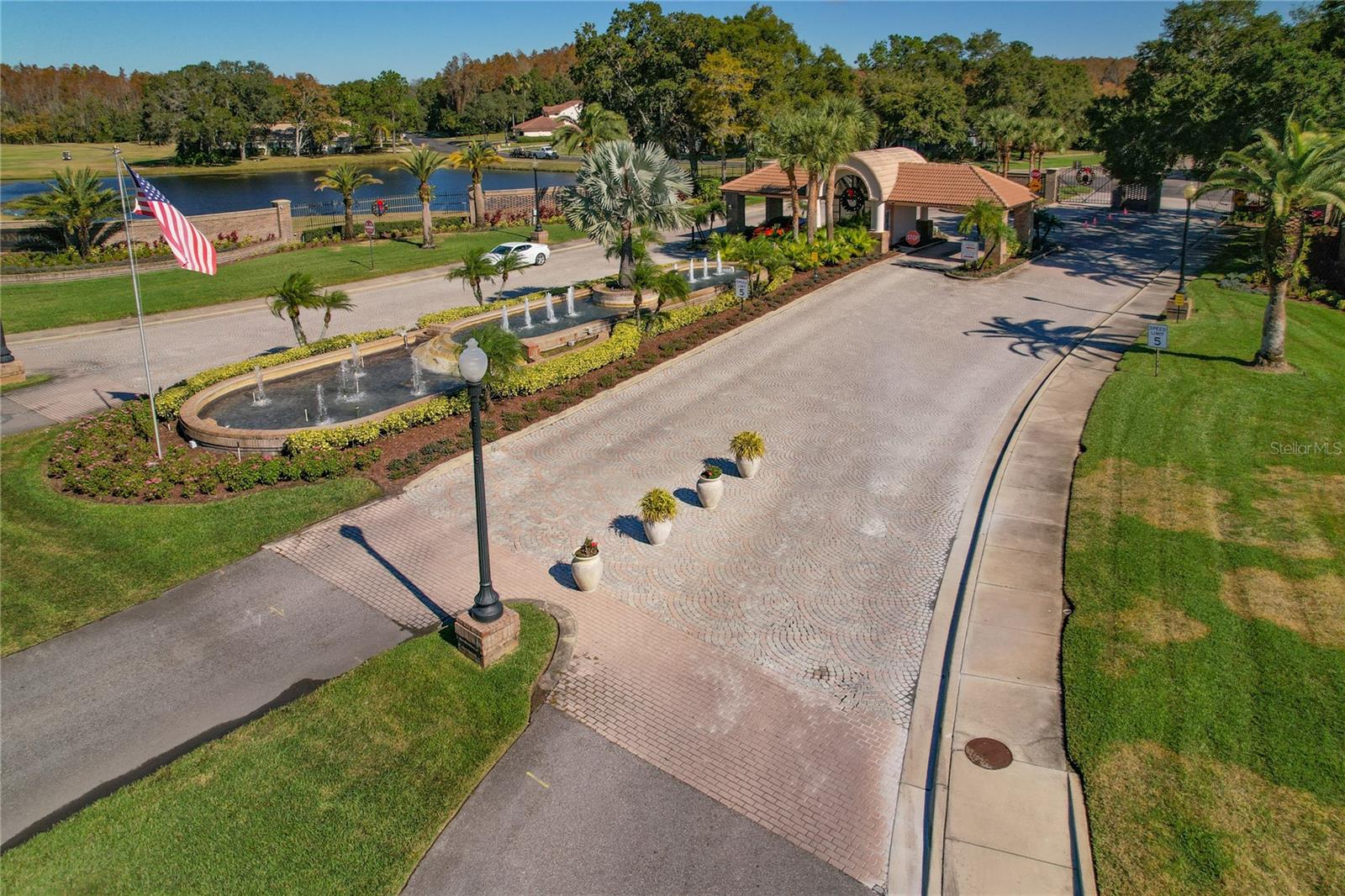 CRESCENT OAKS COUNTRY CLUB 2 - Residential