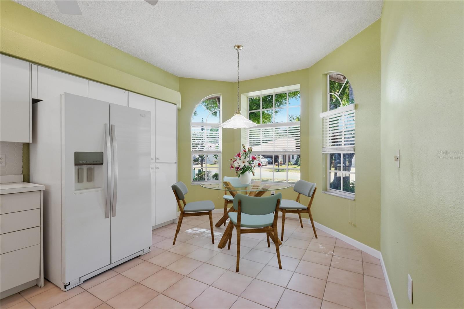 CRESCENT OAKS COUNTRY CLUB 2 - Residential