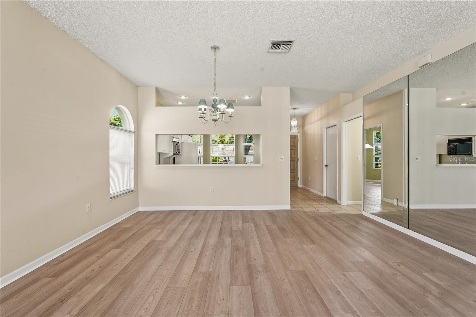 CRESCENT OAKS COUNTRY CLUB 2 - Residential