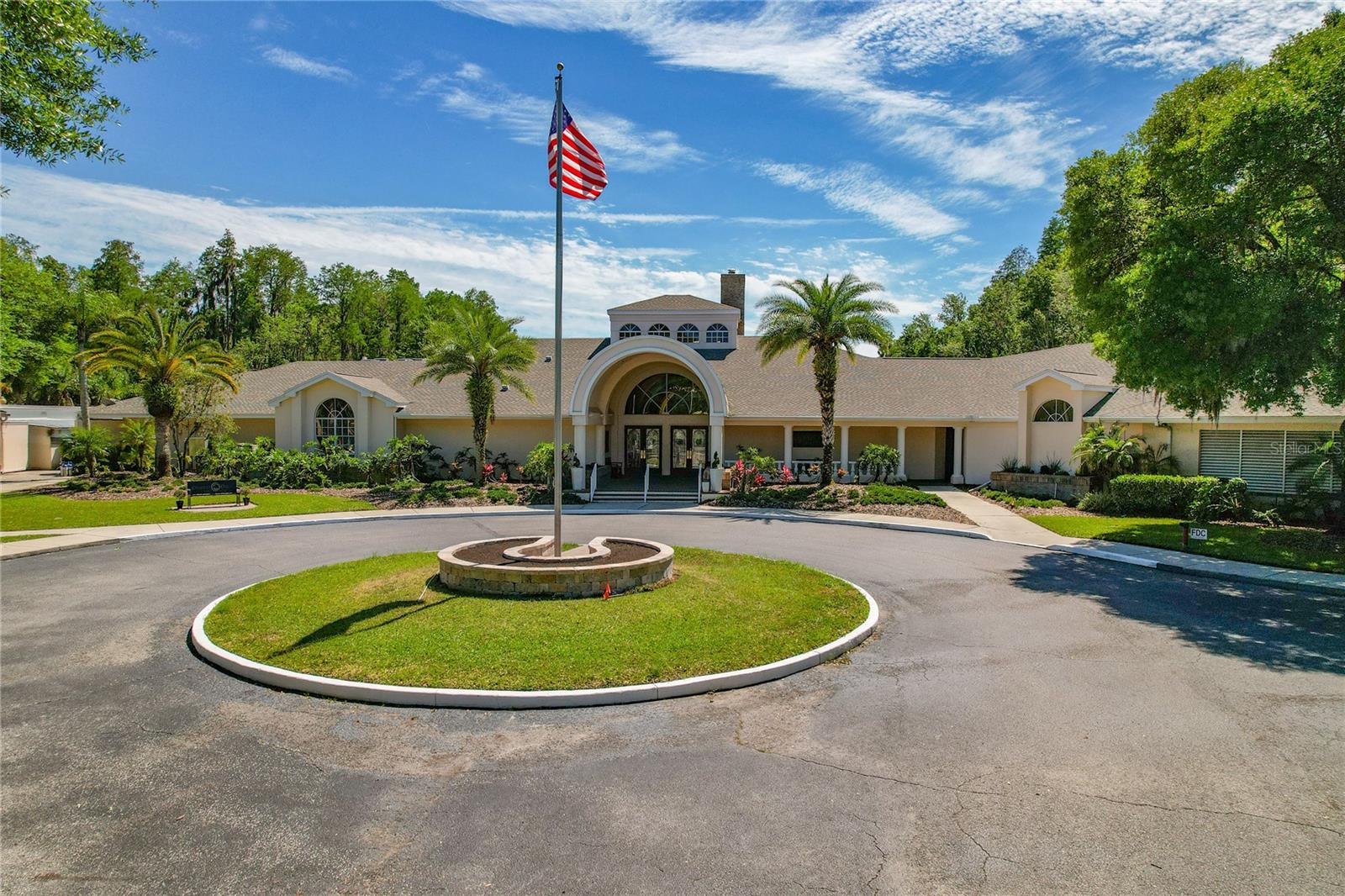 CRESCENT OAKS COUNTRY CLUB 2 - Residential