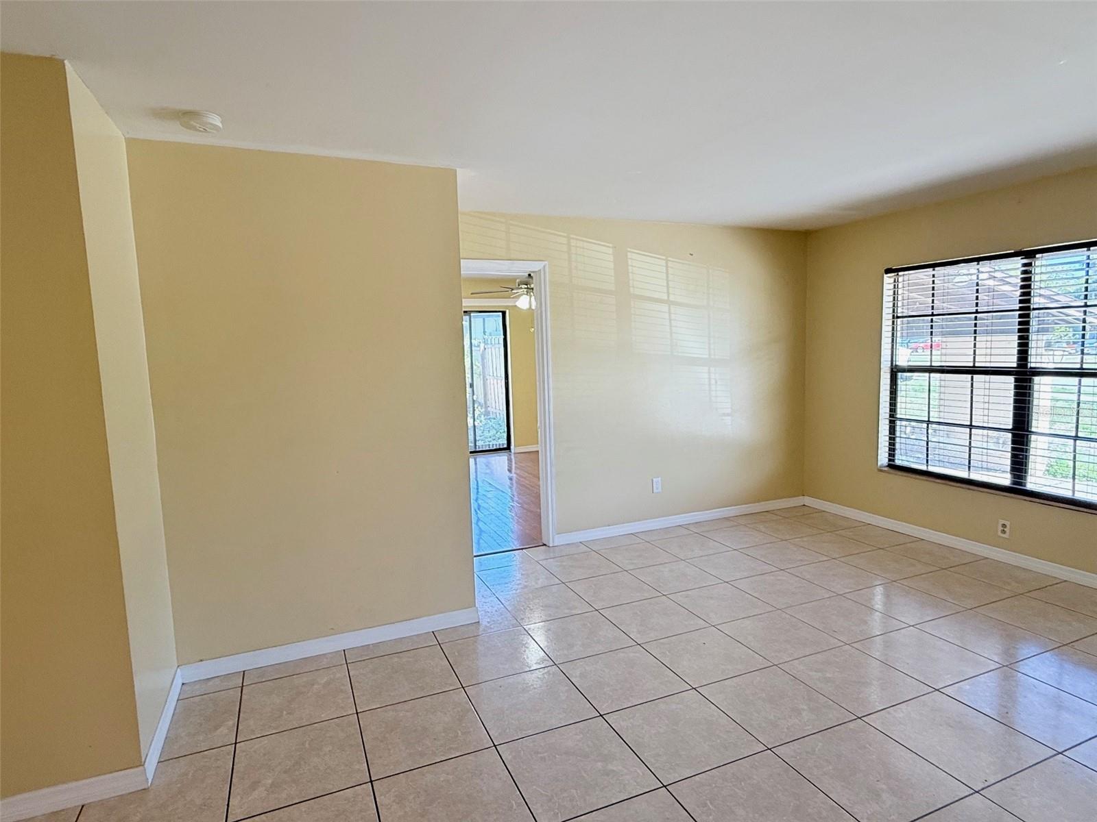 CLAIR MEL CITY UNIT 10 - Residential Lease