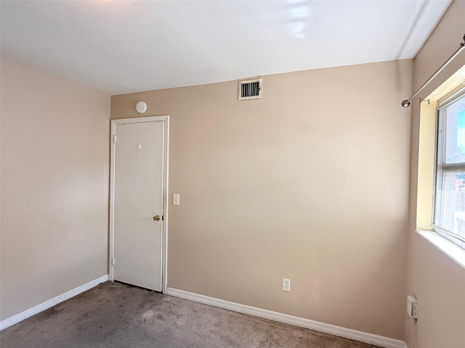 CLAIR MEL CITY UNIT 10 - Residential Lease