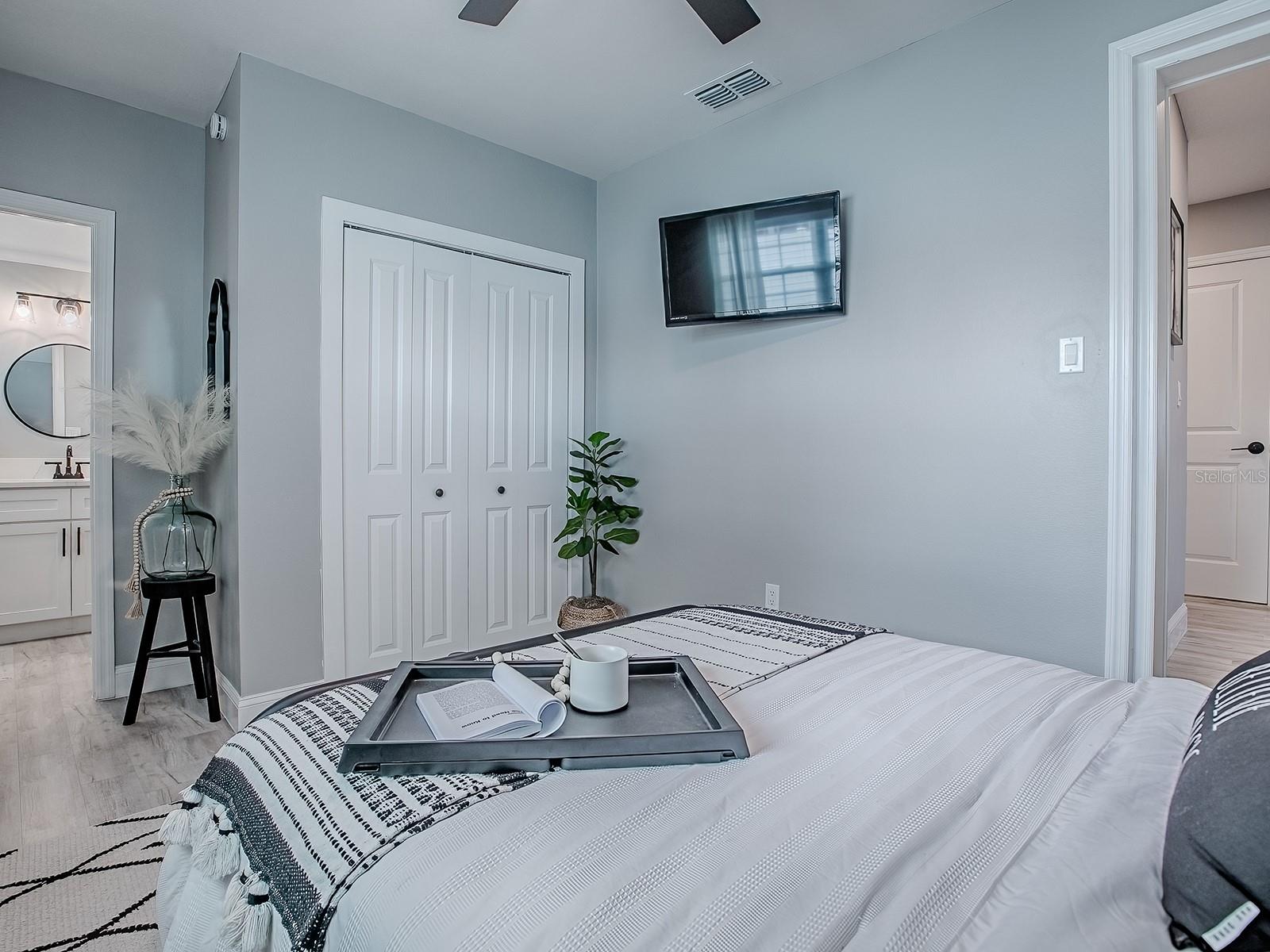 ACREAGE & UNREC - Residential